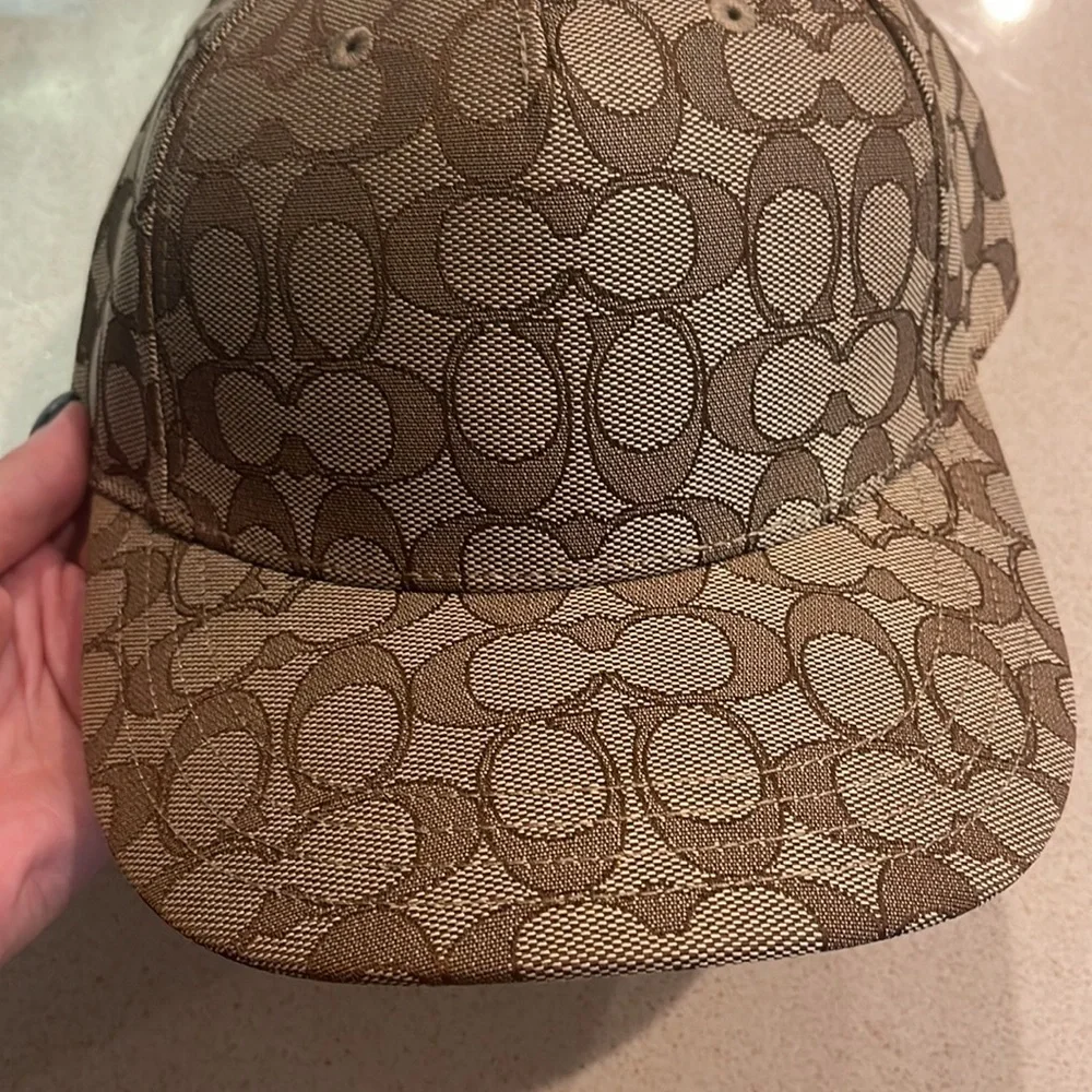 New COACH Signature Jacquard Baseball Hat Khaki Brown sale Authentic hat - Picture 3 of 13